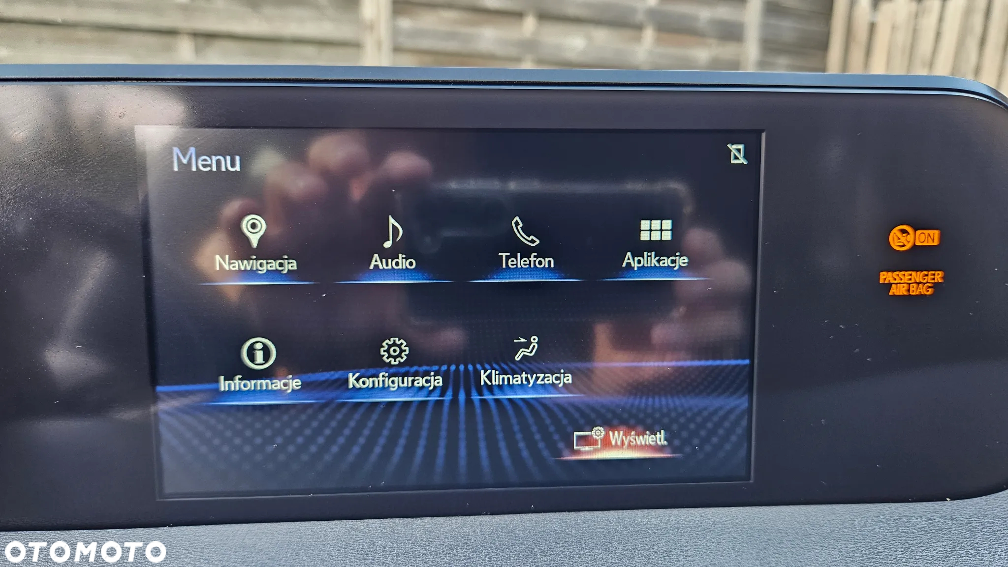 Lexus UX 250h Luxury Line - 11