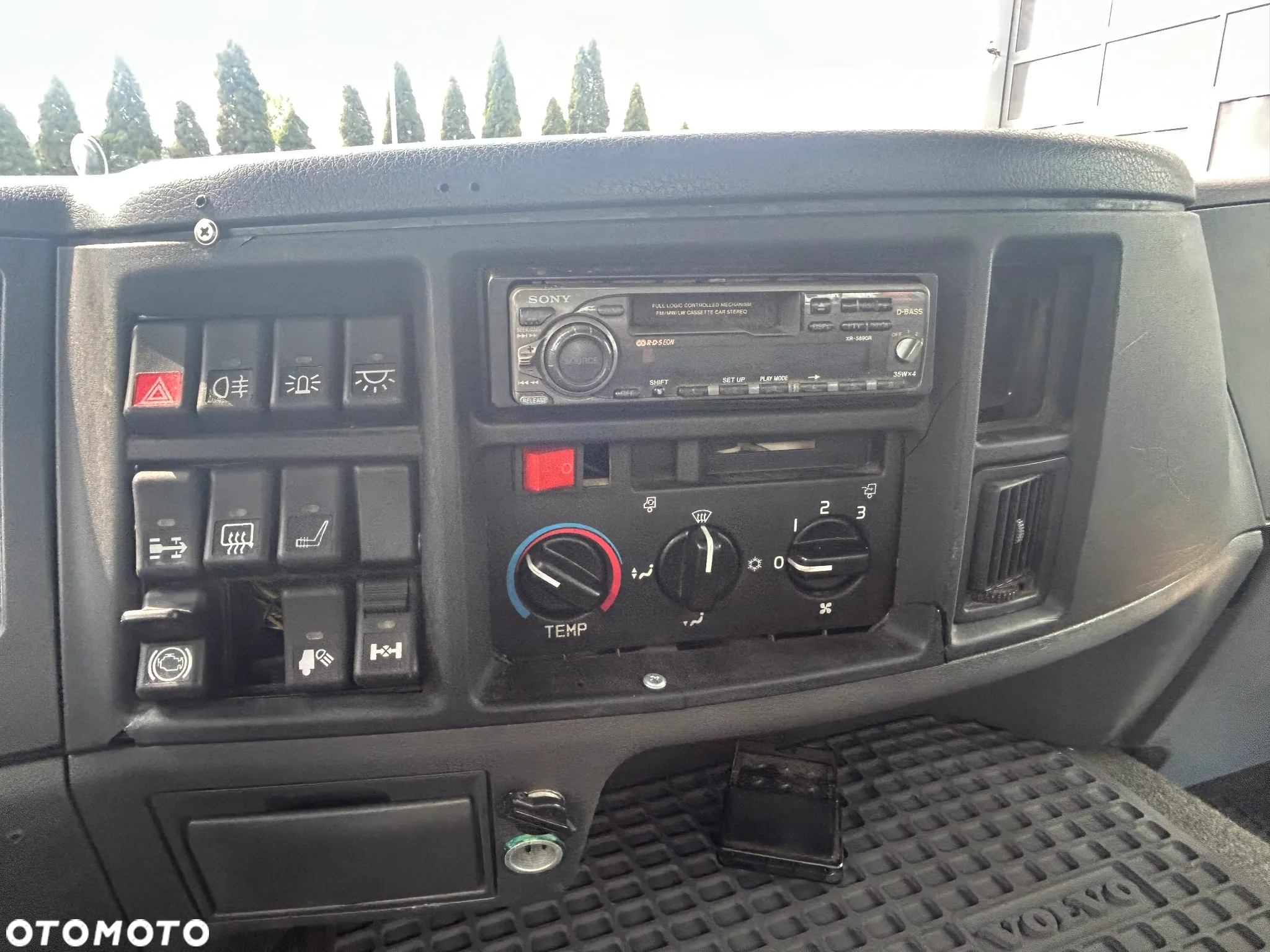 Volvo FL220 - 9