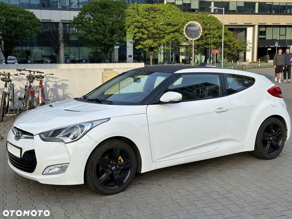 Hyundai Veloster 1.6 DCT Trend - 1