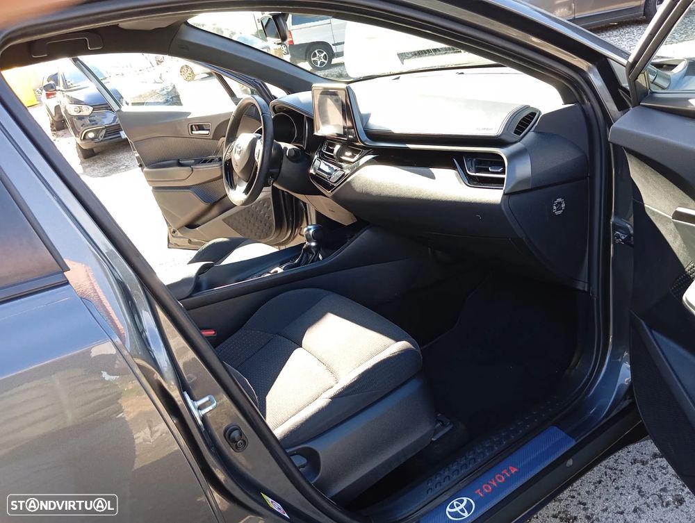 Toyota C-HR 1.8 Hybrid Comfort - 19