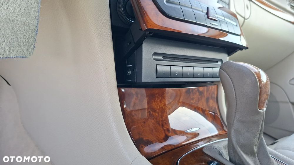 Mercedes-Benz Klasa E 200 Kompressor Automatik Elegance - 26