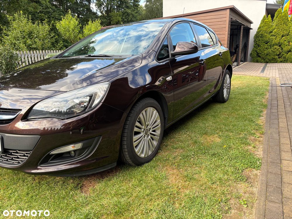 Opel Astra 1.4 T Cosmo - 9