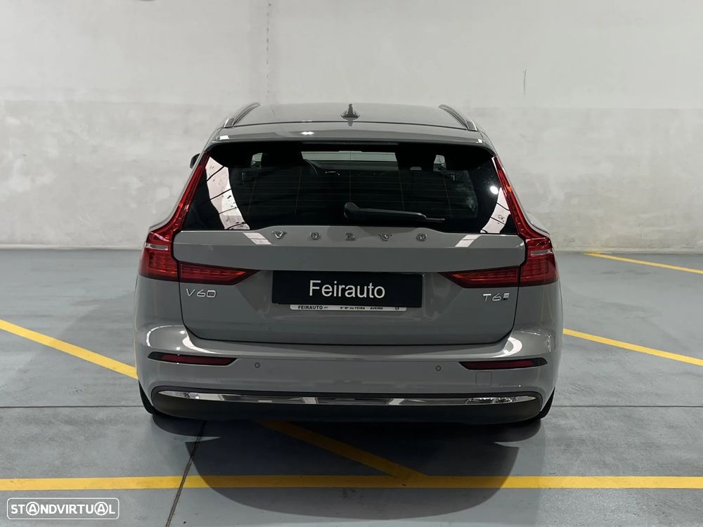 Volvo V60 2.0 T6 AWD TE Core - 12