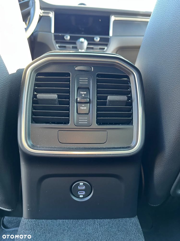 Porsche Macan Standard - 29