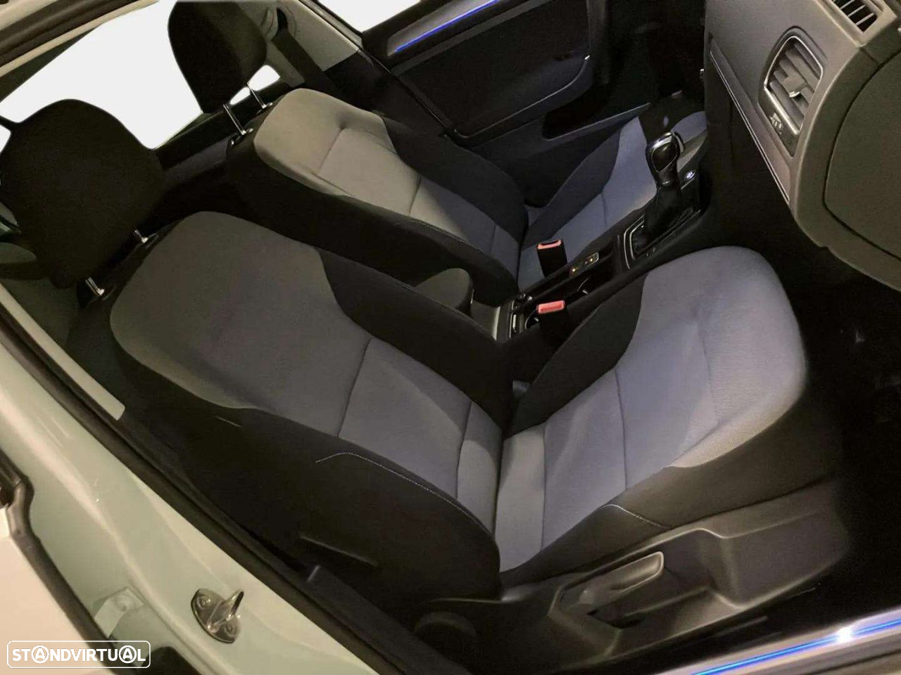 VW e-Golf AC/DC - 10