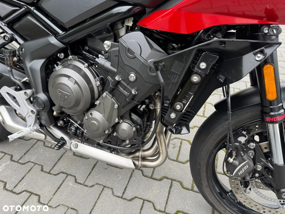 Triumph Tiger - 25