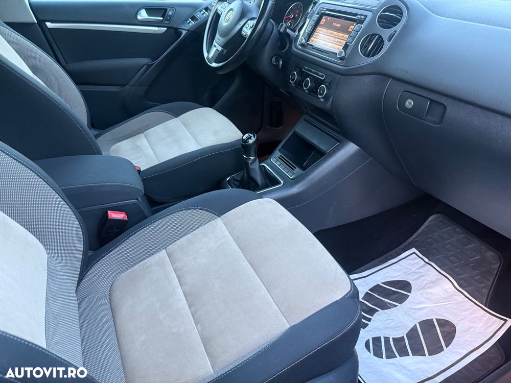 Volkswagen Tiguan 1.4 TSI BlueMotion Technology Exclusive - 36