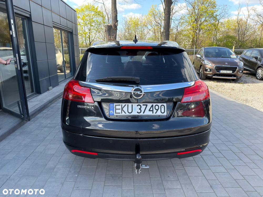 Opel Insignia 1.8 - 12
