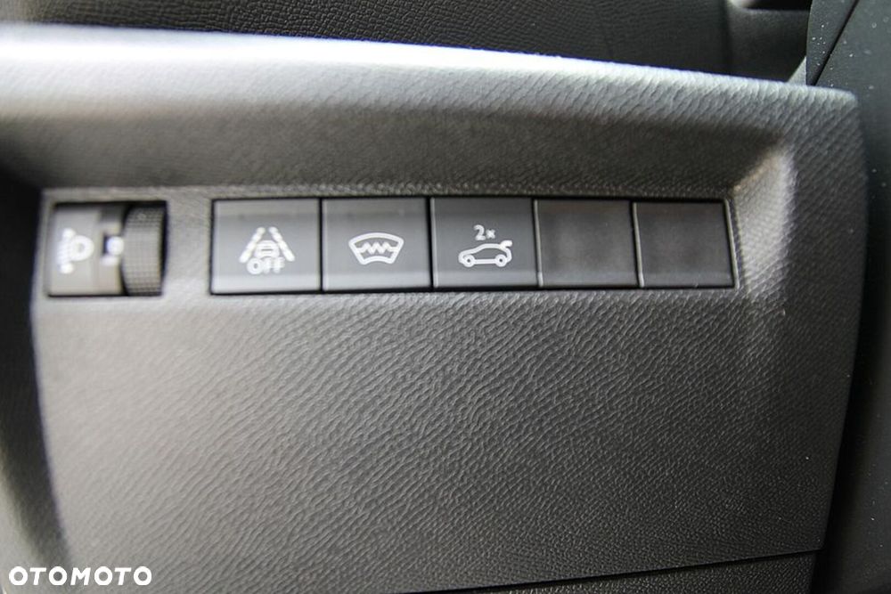 Citroën C4X 1.2 PureTech Plus S&S EAT8 - 33