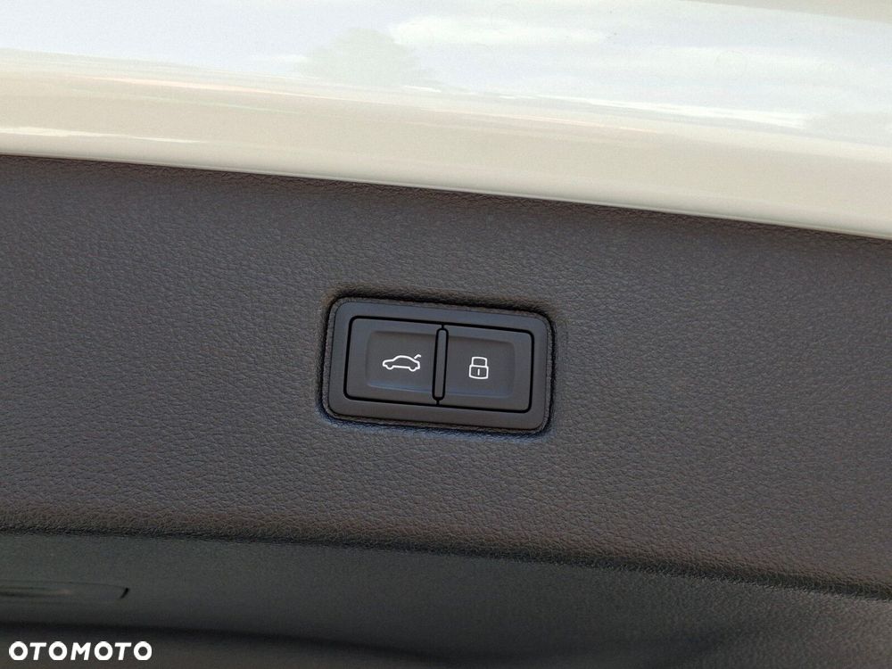 Audi Q7 - 10