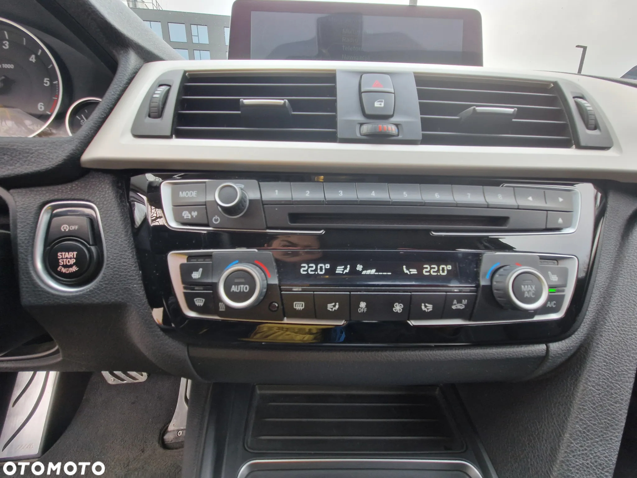 BMW Seria 3 318d Touring Advantage - 27