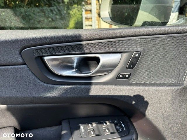 Volvo XC 60 B4 D Geartronic Inscription - 16