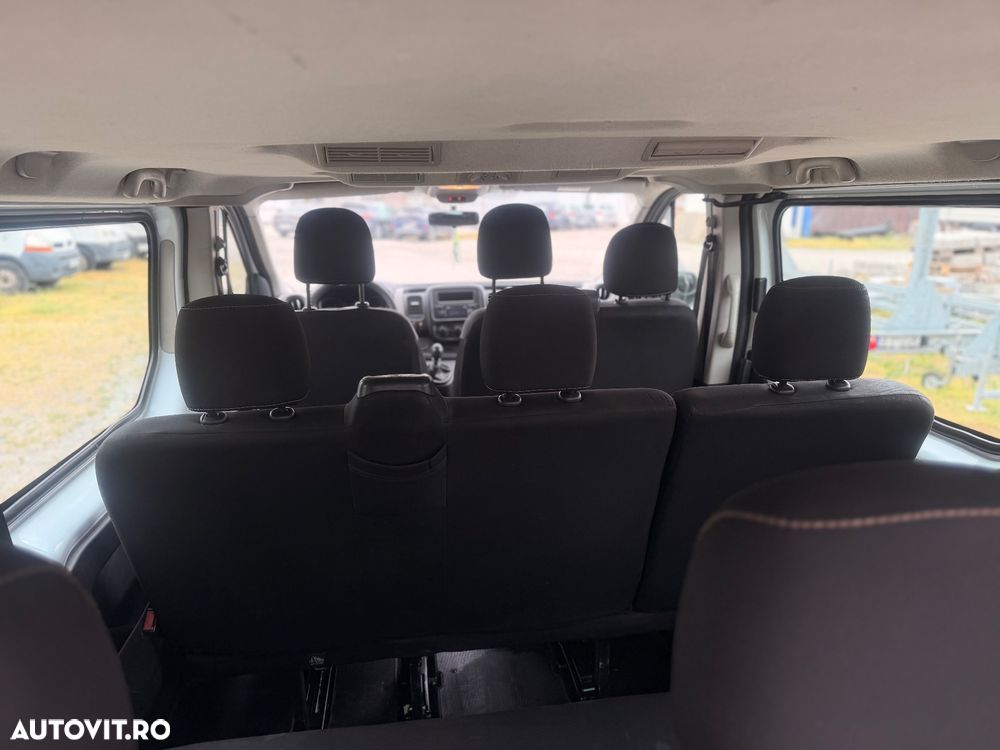 Renault Trafic Combi L2H1 8+1 Authentique - 8