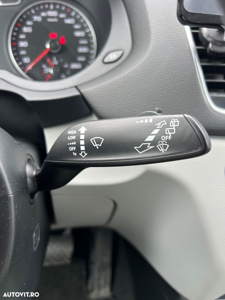 Audi Q3 2.0 TDI Quattro S tronic - 32