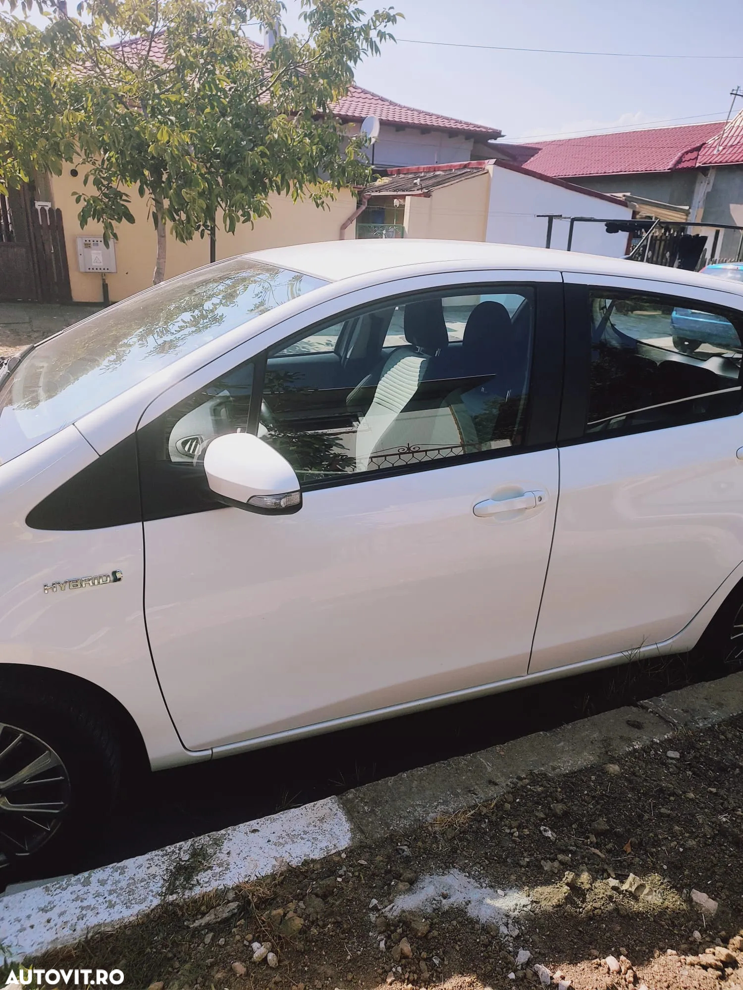 Toyota Yaris - 4