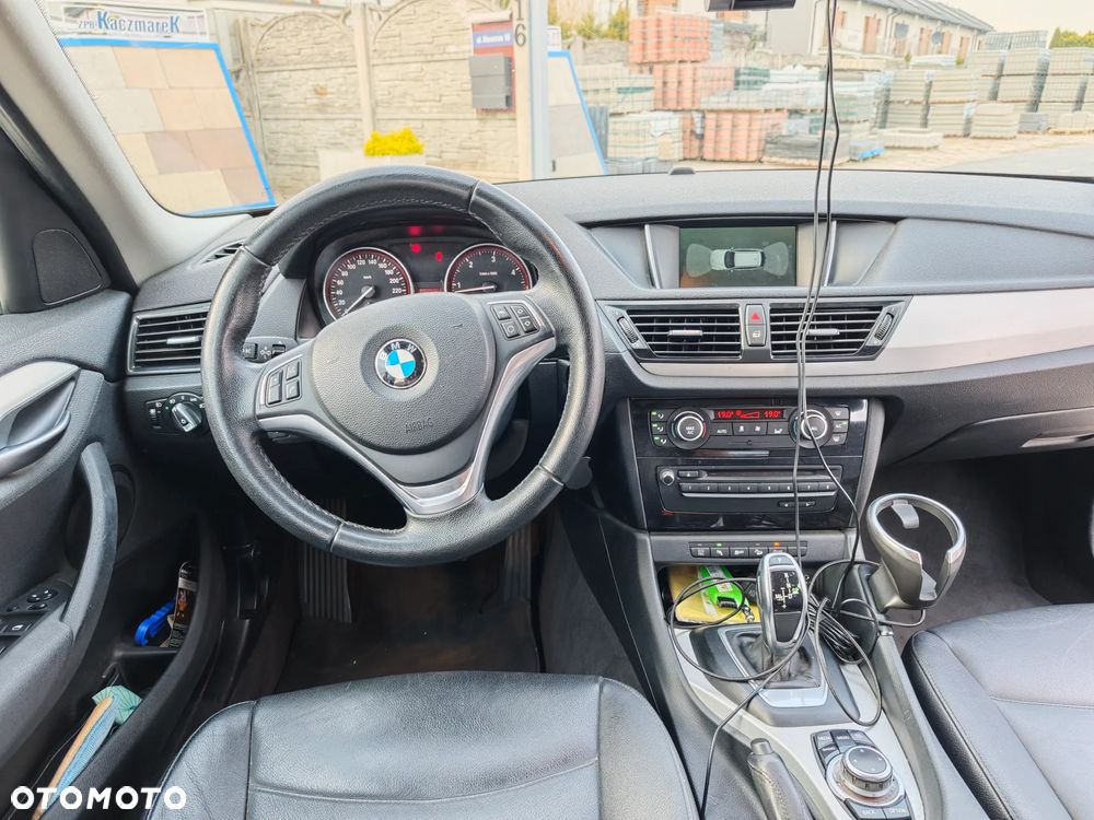 BMW X1 xDrive18d - 8