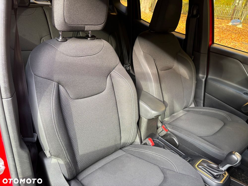 Jeep Renegade - 16