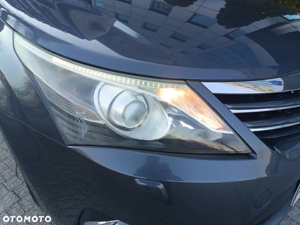 Toyota Avensis 1.8 Luna EU5 - 16