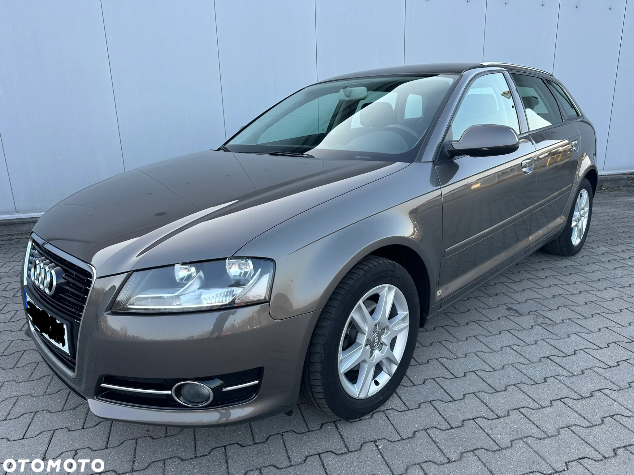 Audi A3 1.6 TDI Sportback Attraction - 2