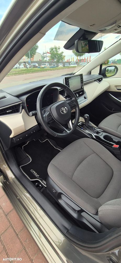 Toyota Corolla - 11