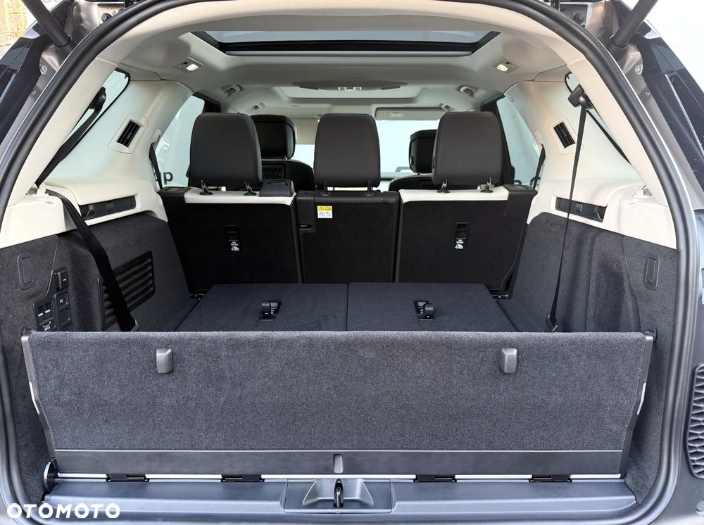 Land Rover Discovery D350 Dynamic HSE - 14