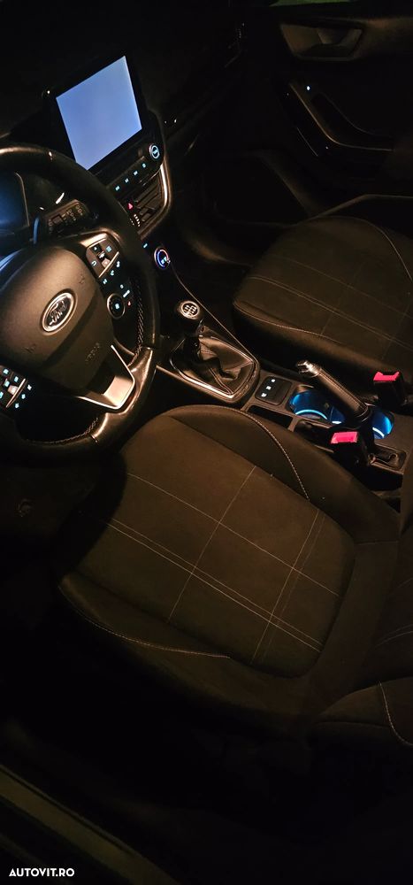 Ford Fiesta 1.1 Trend - 13