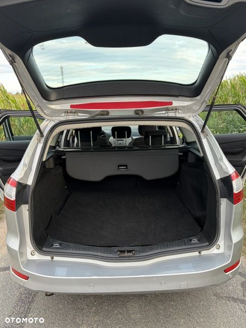 Ford Mondeo 2.0 TDCi Titanium - 9