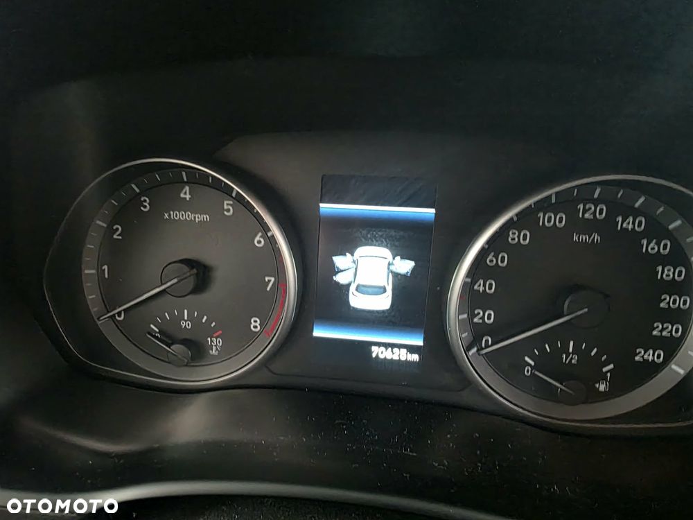 Hyundai i30 1.4 T-GDI Premiere Luxury - 6