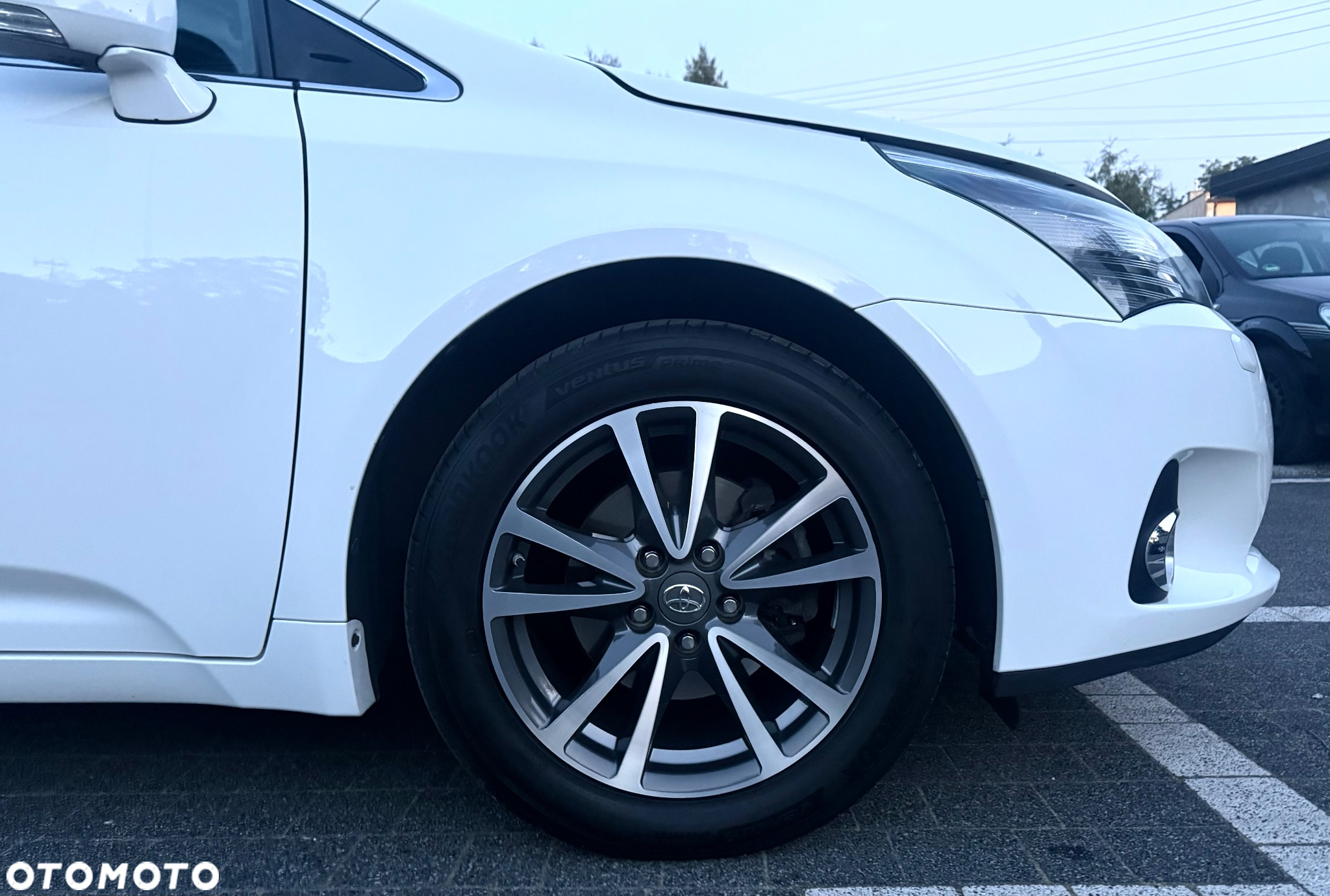 Toyota Avensis Combi 1.8 Edition - 33