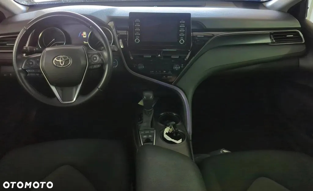 Toyota Camry 2.5 Hybrid Comfort CVT - 6