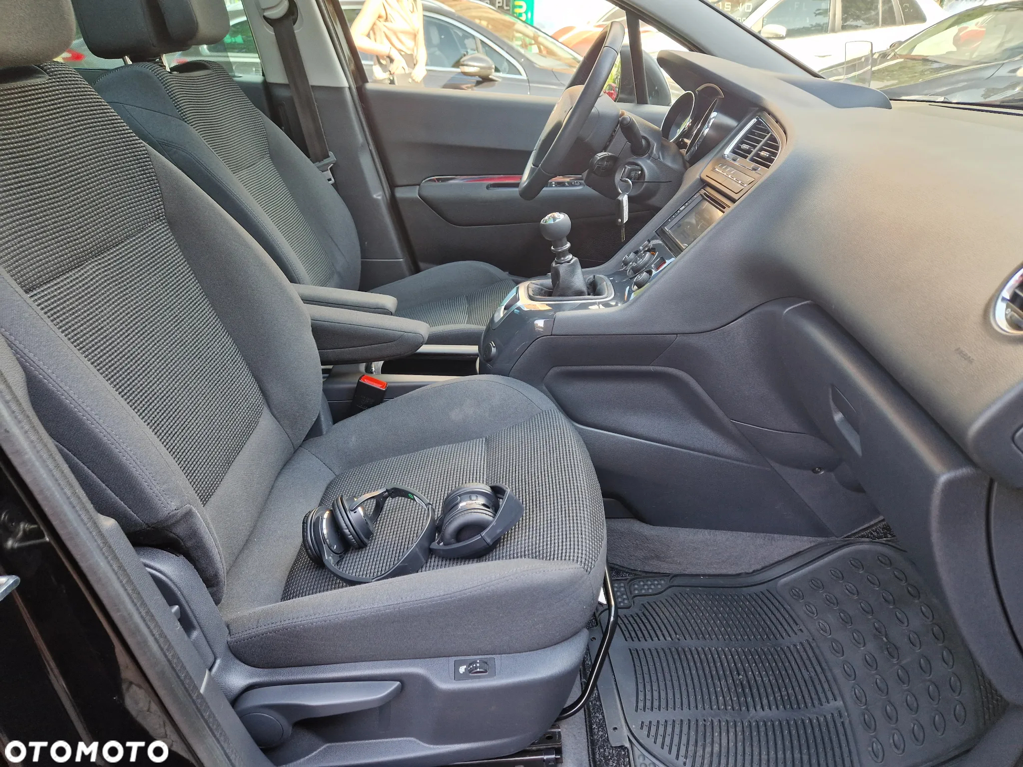 Peugeot 5008 2.0 HDi Allure - 32