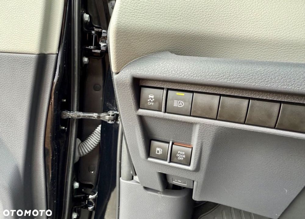 Toyota Sienna - 23