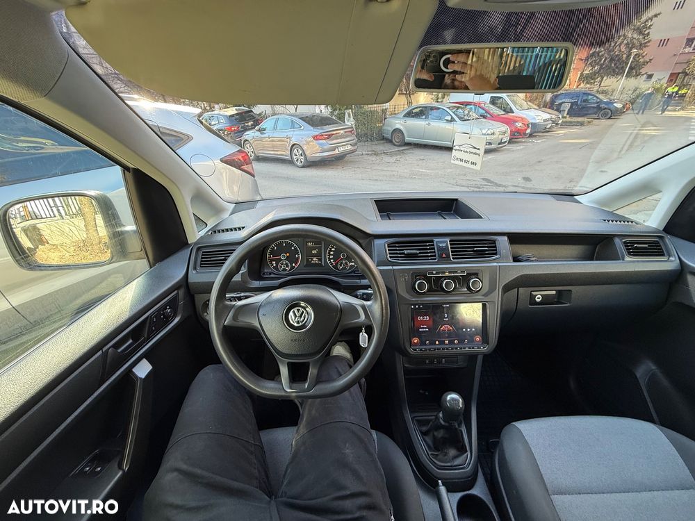 Volkswagen Caddy Maxi 2.0 TDI 75 kW Life - 31