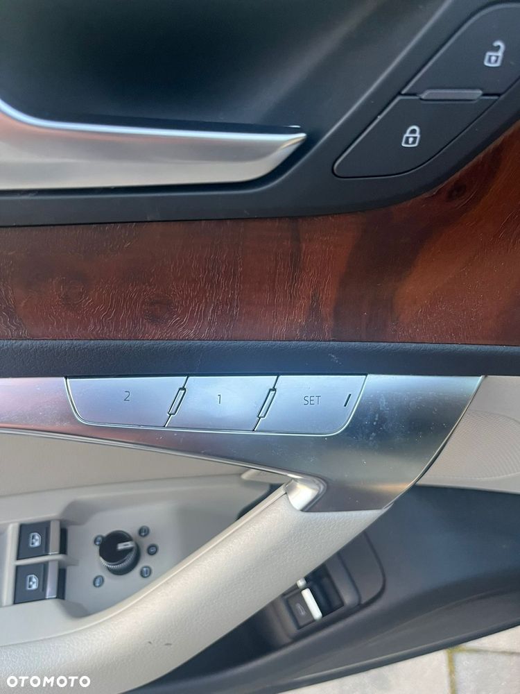 Audi A6 Limousine 50 TFSI e quattro S tronic design - 12