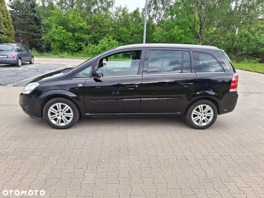 Opel Zafira 1.8 Sport - 13