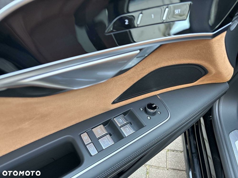 Audi A8 - 34
