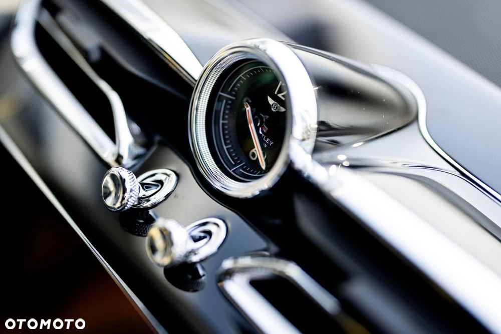 Bentley Bentayga - 15