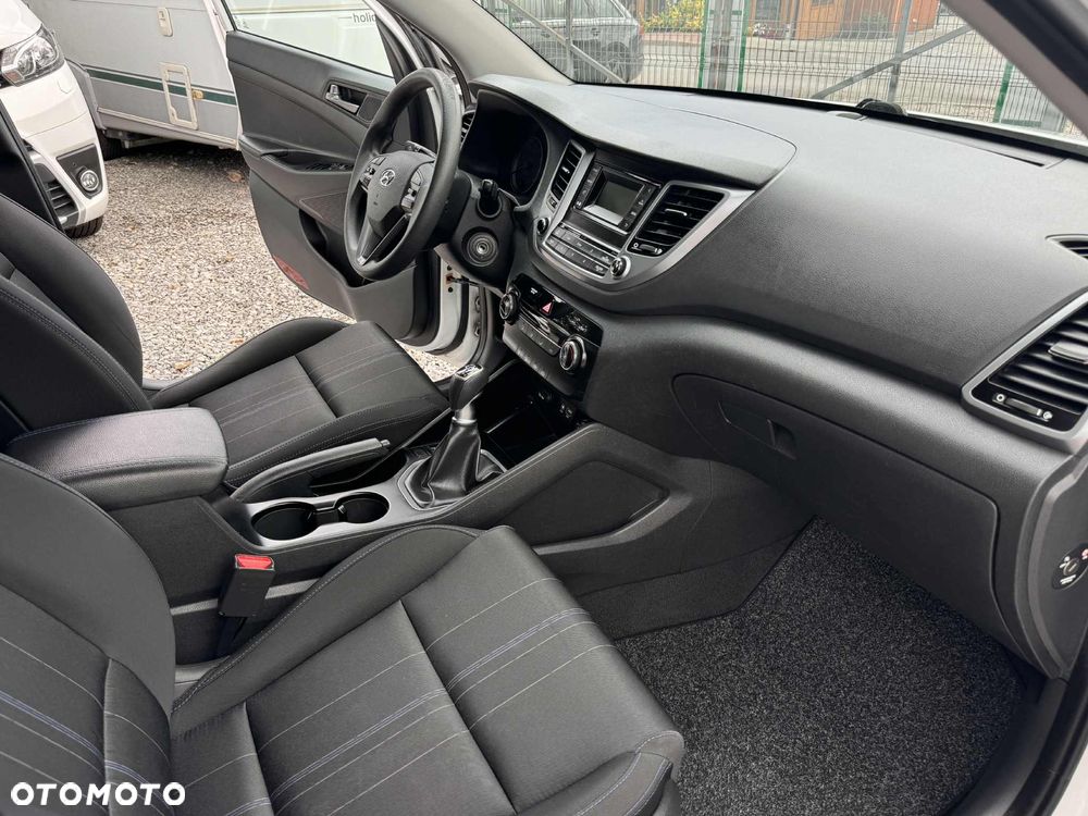 Hyundai Tucson 1.6 GDI BlueDrive Comfort 2WD - 10