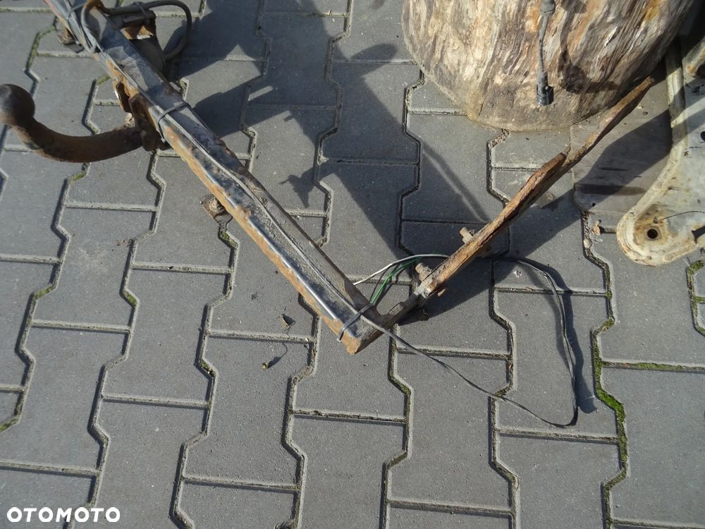 FORD MAVERICK PAS PRZEDNI MASKA LAMPA ZDERZAK BLOTNIK CZESCI ROZNE - 28