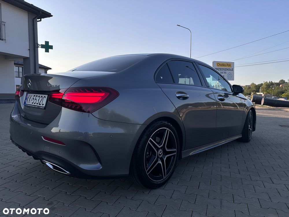 Mercedes-Benz Klasa A 220 4-Matic AMG Line 7G-DCT - 13