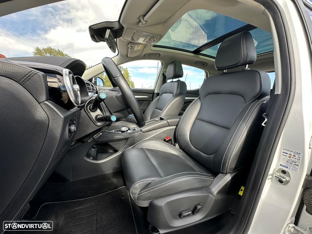 MG ZS EV Luxury - 10