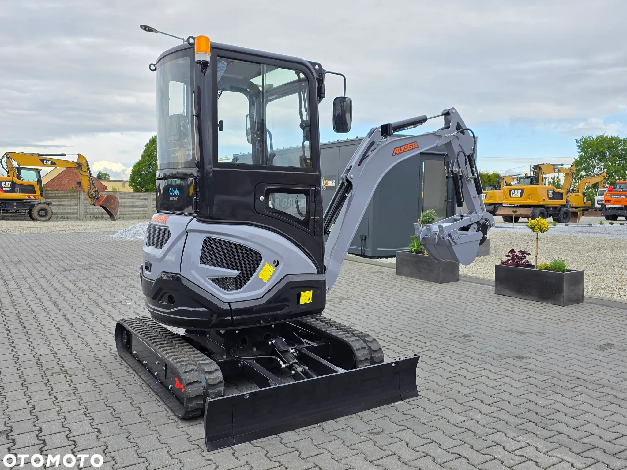 Inny NOWA MINIKOPARKA AUGER 25, WAGA 2100 KG, KUBOTA silnik - 28