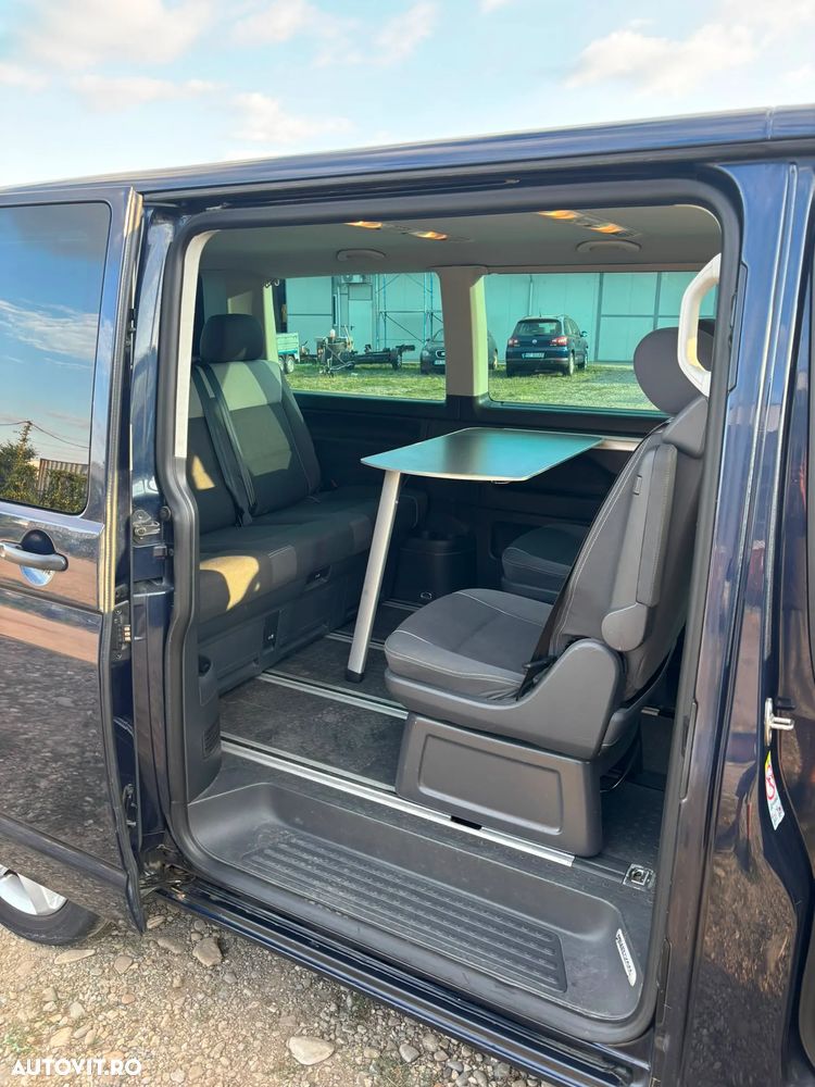 Volkswagen Multivan - 17