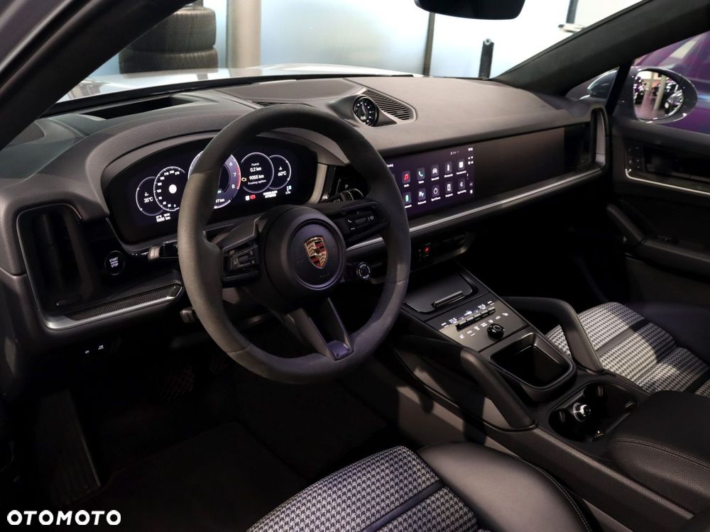 Porsche Cayenne E-Hybrid PHEV - 17