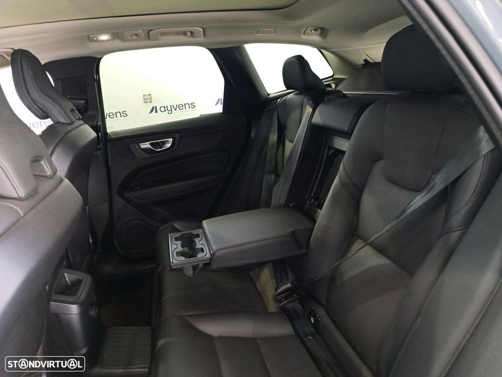 Volvo XC 60 2.0 T6 PHEV Plus Bright AWD - 9