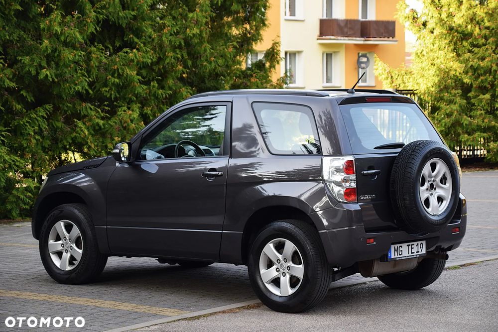 Suzuki Grand Vitara 1.6 Club - 25