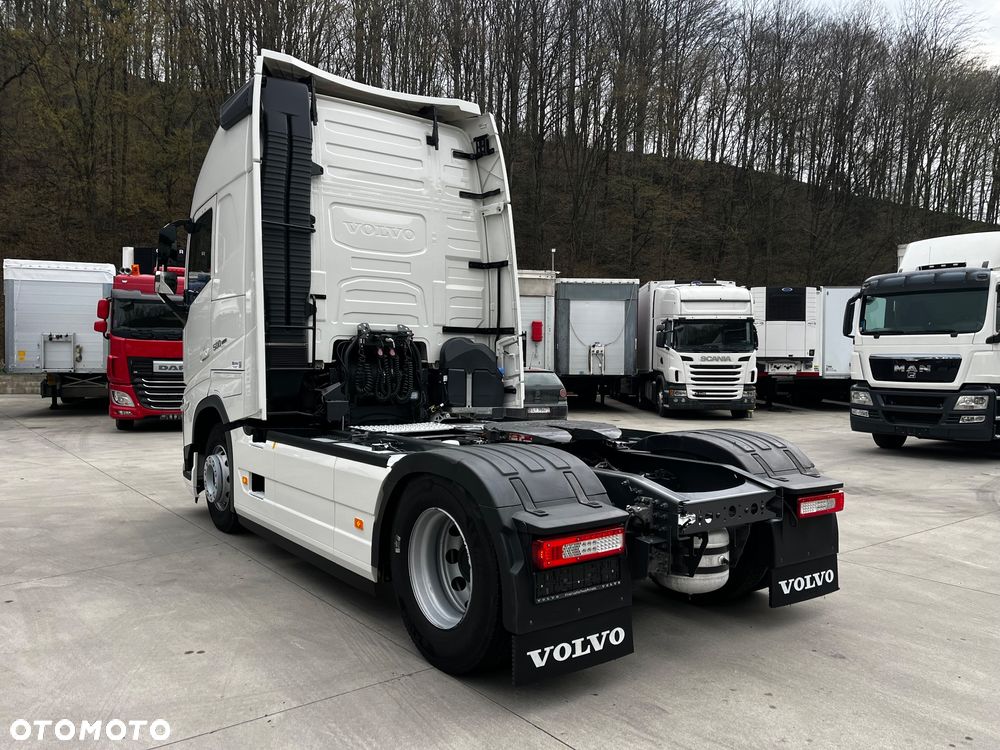 Volvo FH 500 // Standard // 2024 Rok // ACC // LED // GLOBE XXL // Parkclima // Gotowy do jazdy ! - 6