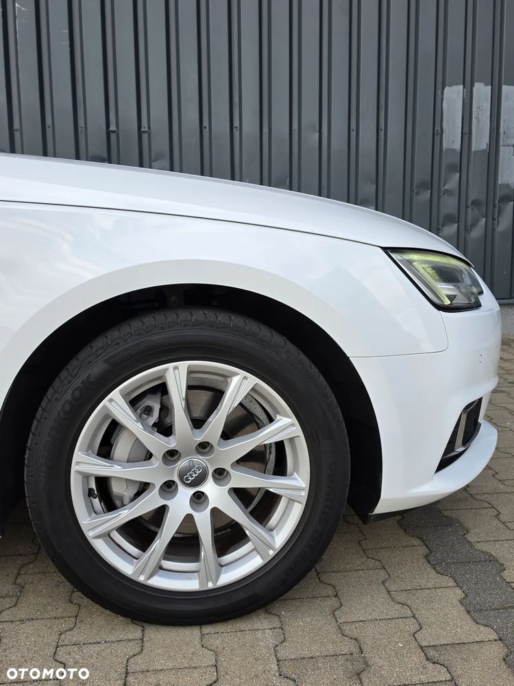 Audi A4 Avant 2.0 TDI ultra sport - 6