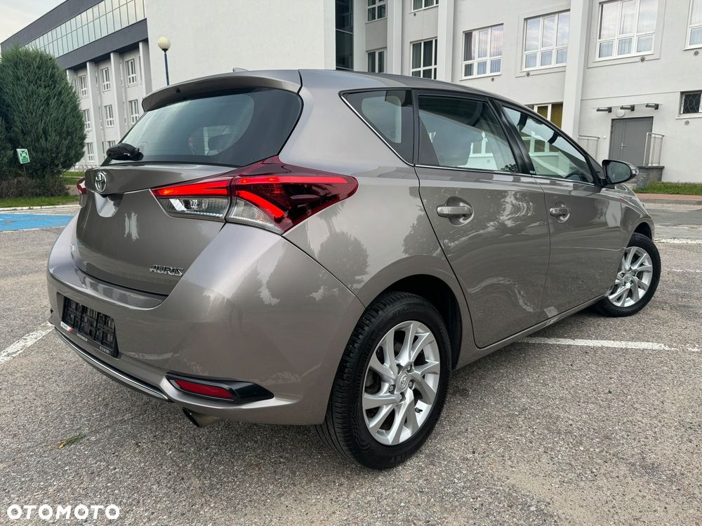 Toyota Auris 1.2 Turbo Edition-S - 13