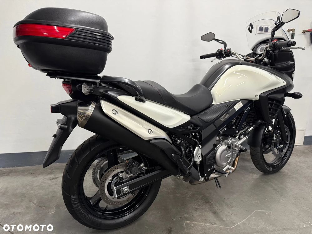 Suzuki V-STROM - 3